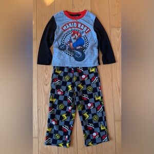 Mario Kart - 2 piece Pajama Set - Shirt & Pants - Size 6